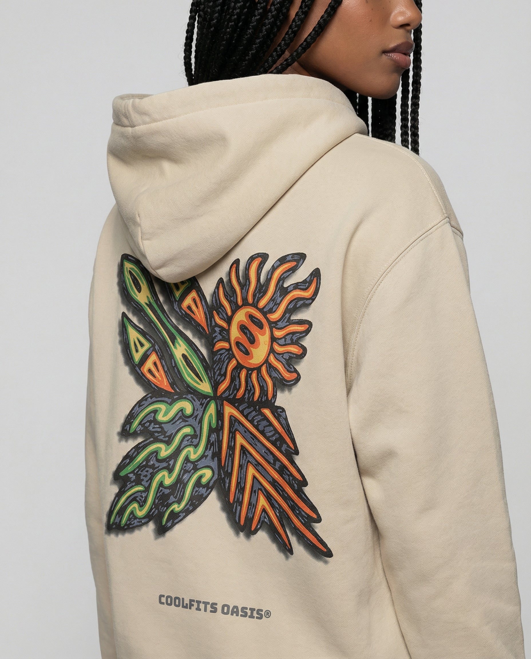 SURFER TRIBAL NATIVE - Sudadera unisex ecológica esencial - polvo del desierto, blanco