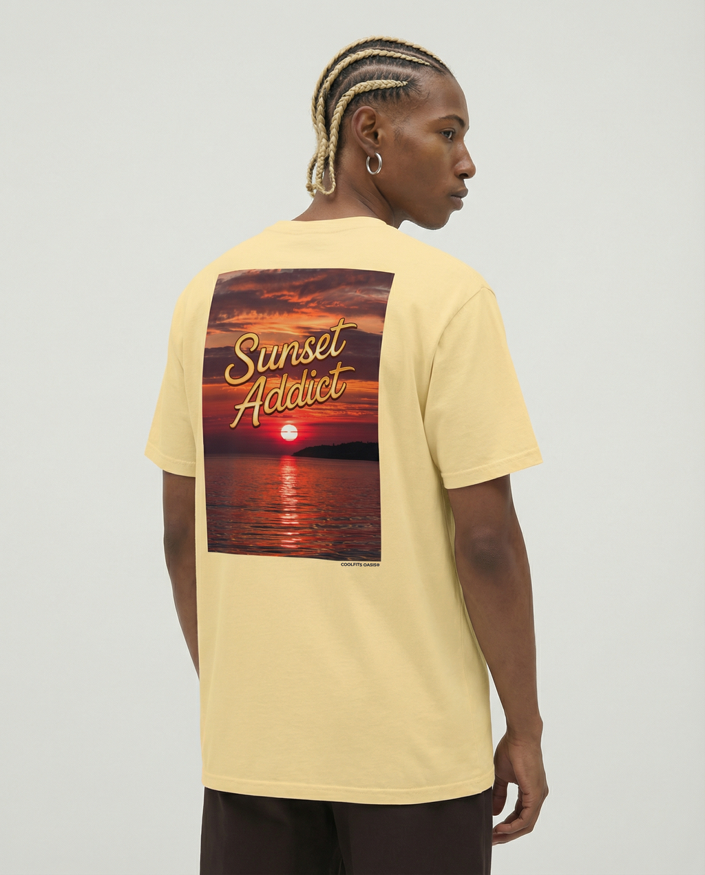 SUNSET ADDICT - Embroidered Unisex Heavyweight T-shirt For Summer Sunset Lovers- Butter Yellow