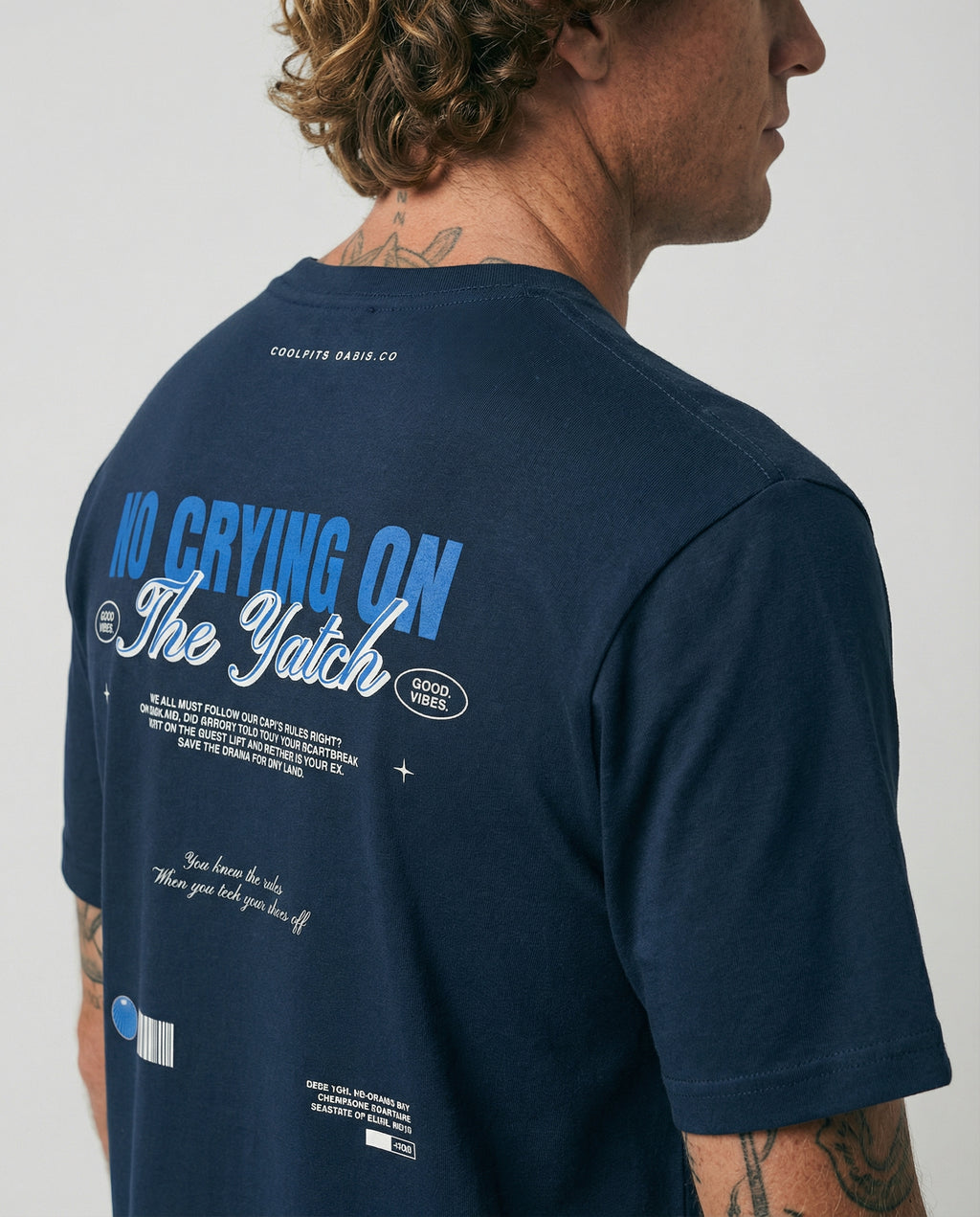 NO LLORAR EN EL YATE - Camiseta unisex de algodón orgánico - azul marino