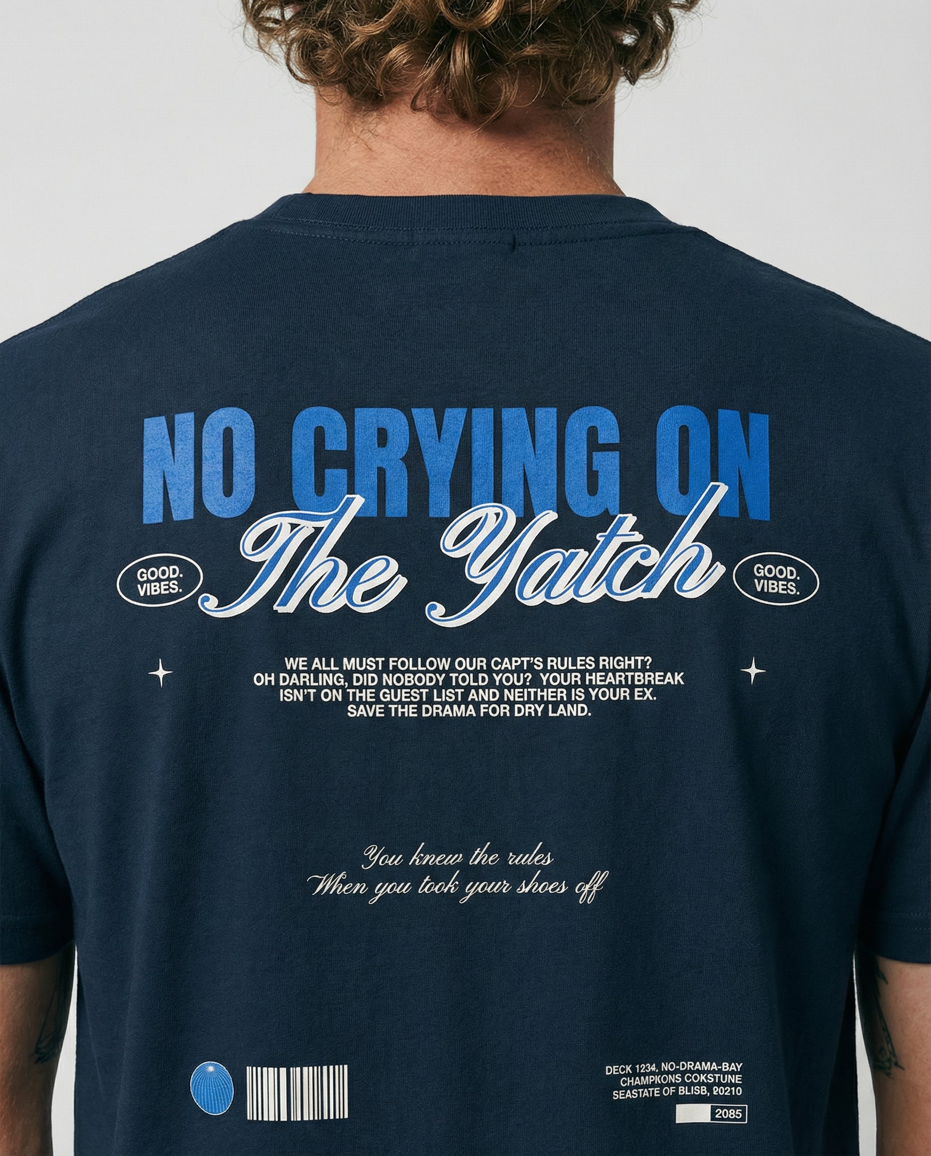 NO LLORAR EN EL YATE - Camiseta unisex de algodón orgánico - azul marino