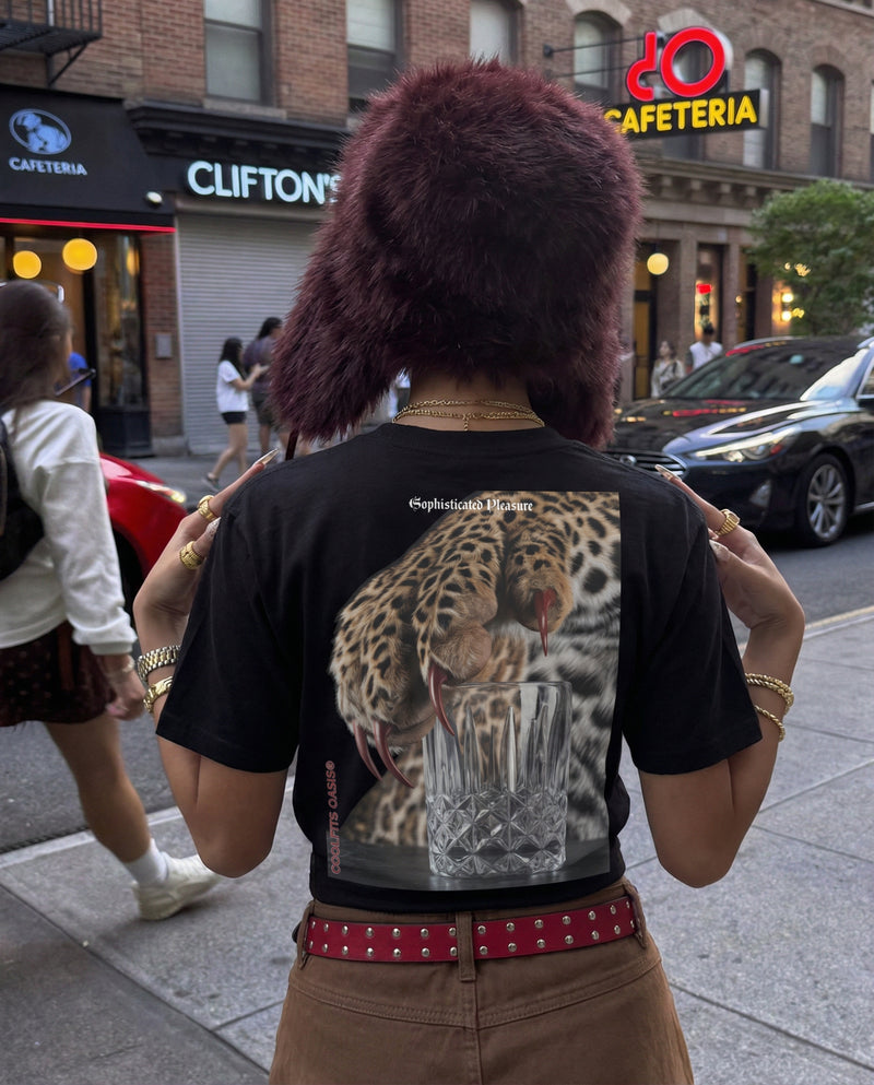 CHEETAH EN EL CLUB - TEMPTATION WEARS BLACK - Camiseta unisex de algodón orgánico - Negra