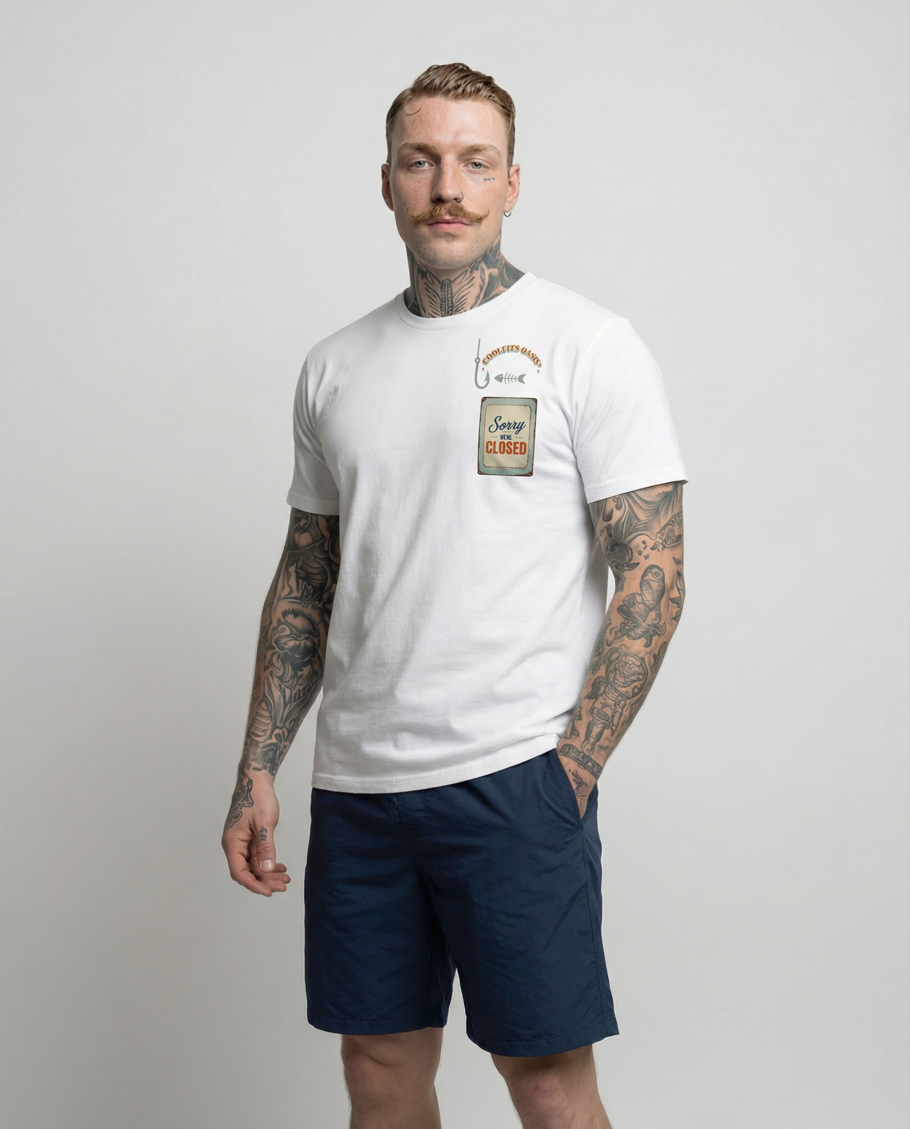 LA COCINA ESTÁ CERRADA - Camiseta unisex de algodón orgánico Fisher - blanca