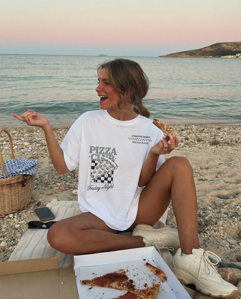 FRIDAY NIGHT PIZZA CLUB - Camiseta unisex de algodón orgánico. Negra.