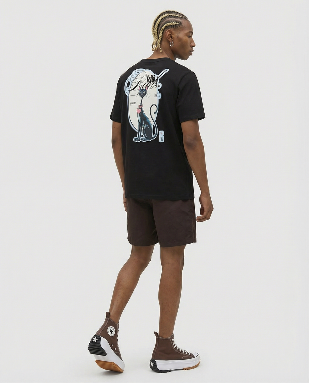 BAD KITTY CLUB - Sneaky Aesthetic Cat Unisex Organic Cotton T-shirt - Black