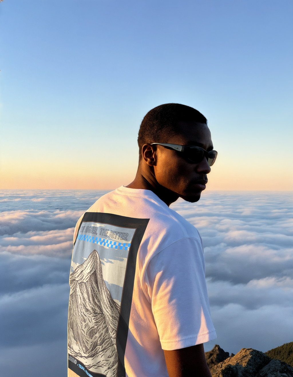 THE HIGHER THE BETTER - Unisex organic cotton t-shirt - desert dust