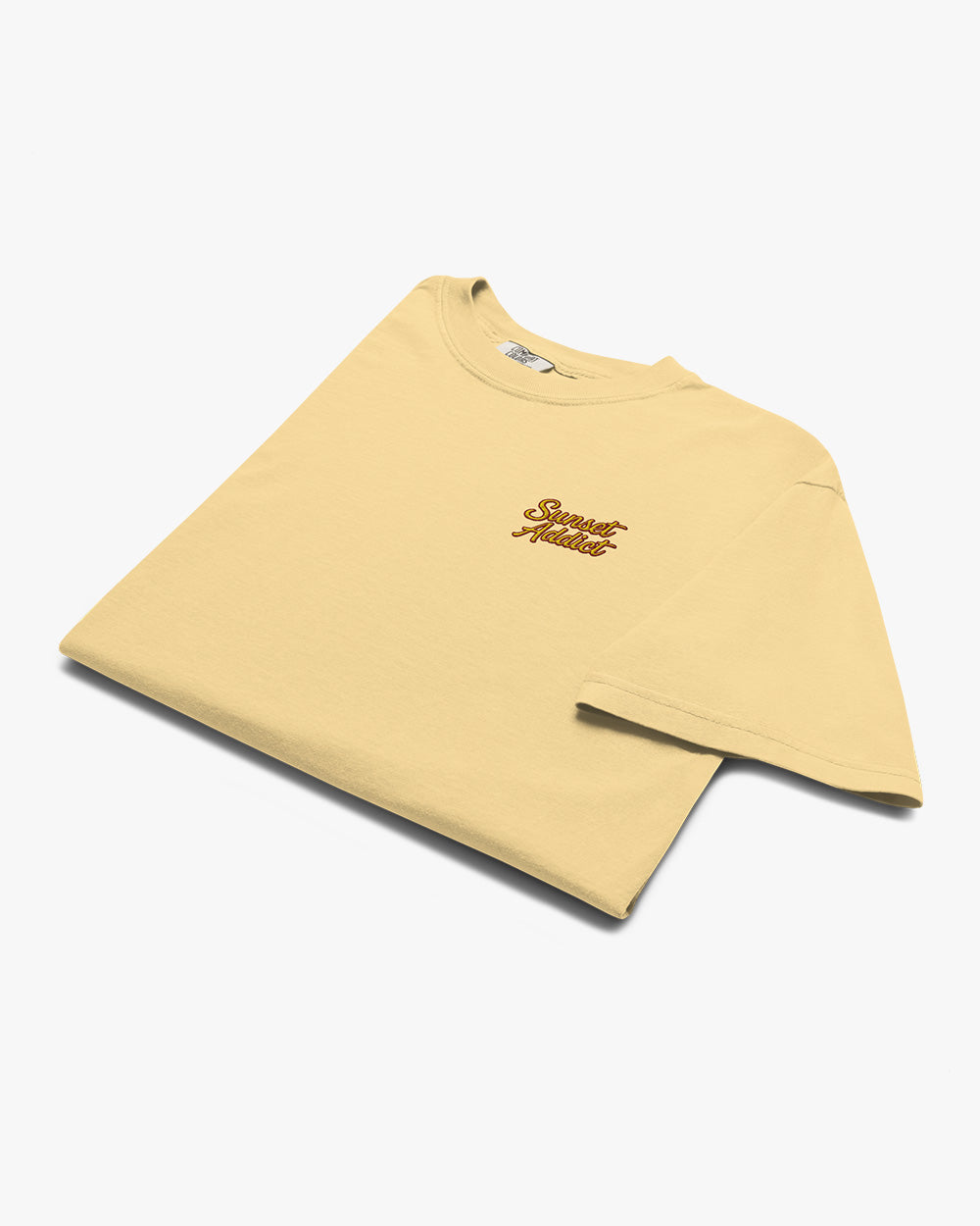 SUNSET ADDICT - Embroidered Unisex heavyweight t-shirt - Butter