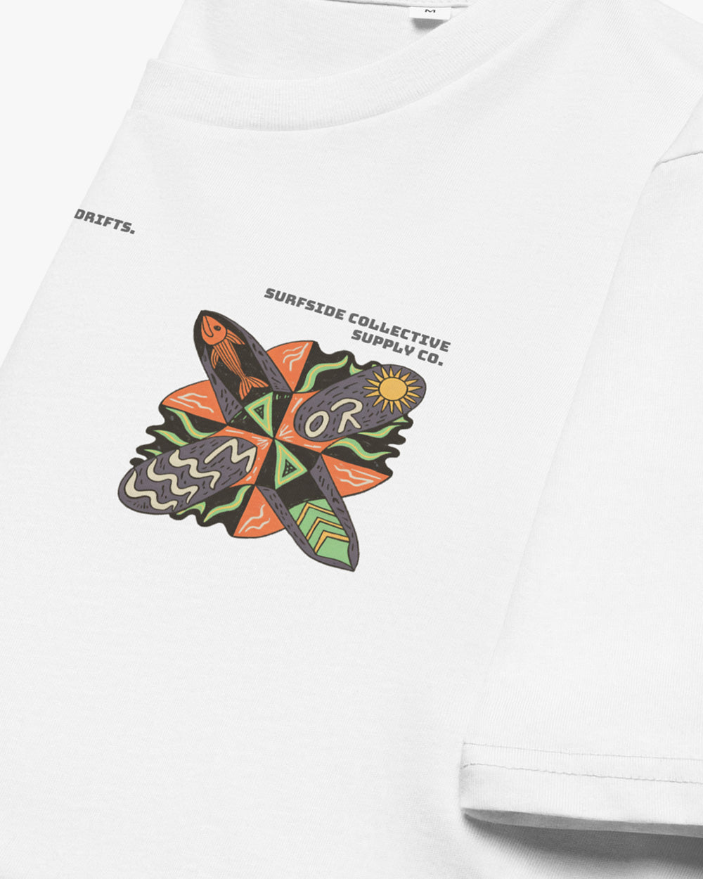 SURFER TRIBAL NATIVE - Unisex organic cotton t-shirt - white